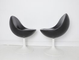 Pair Of Leather Venus Dining Chairs By B�rje Johansen For Johansen Sweden